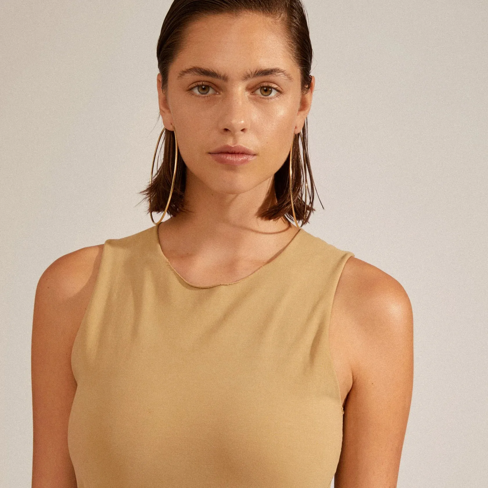 APRIL RECYCLED MEGA HOOP EARRINGS / 100MM / GOLD
