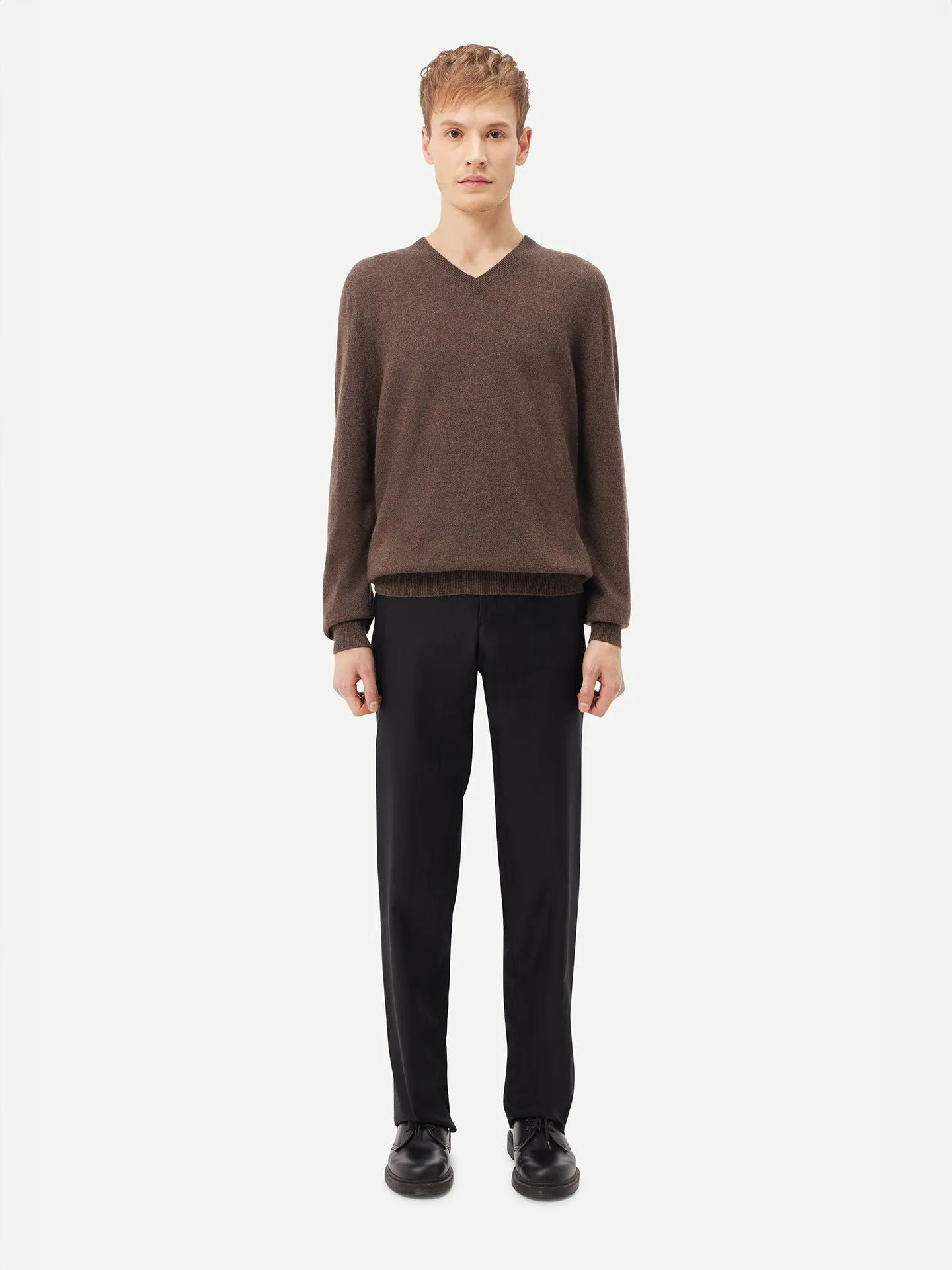 Essential Cashmere V-Neck Sweater
