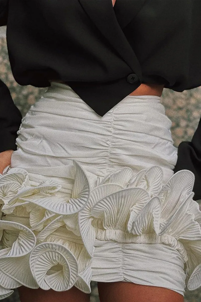 HQT1149 Ruffled Statement Skirt