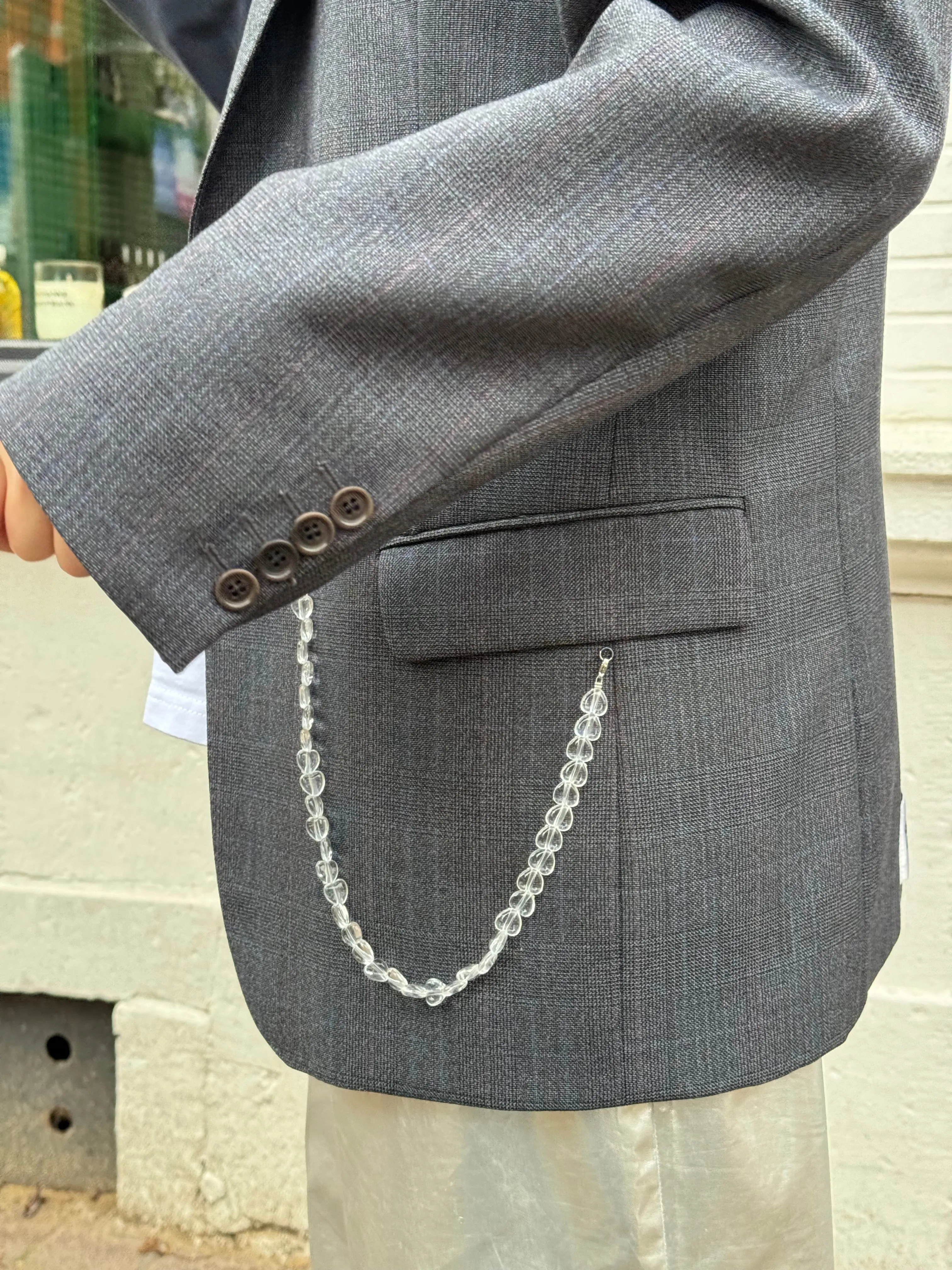 “LE COLIER ASYMETRIQUE,, upcycled blazer
