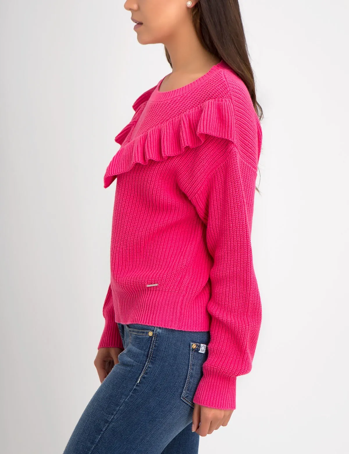RUFFLE V-NECK SWEATER
