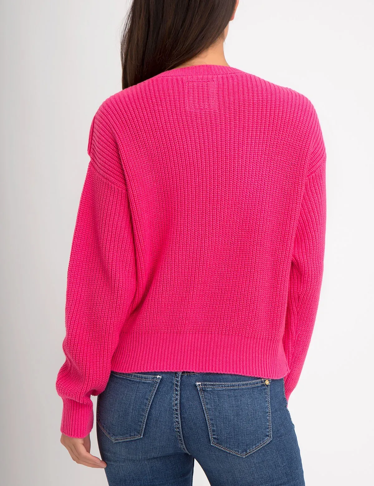 RUFFLE V-NECK SWEATER