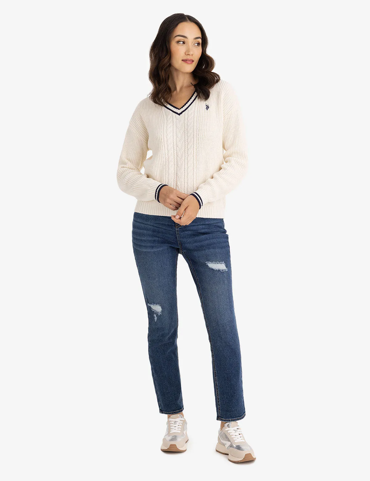 TIPPED CABLE V-NECK SWEATER