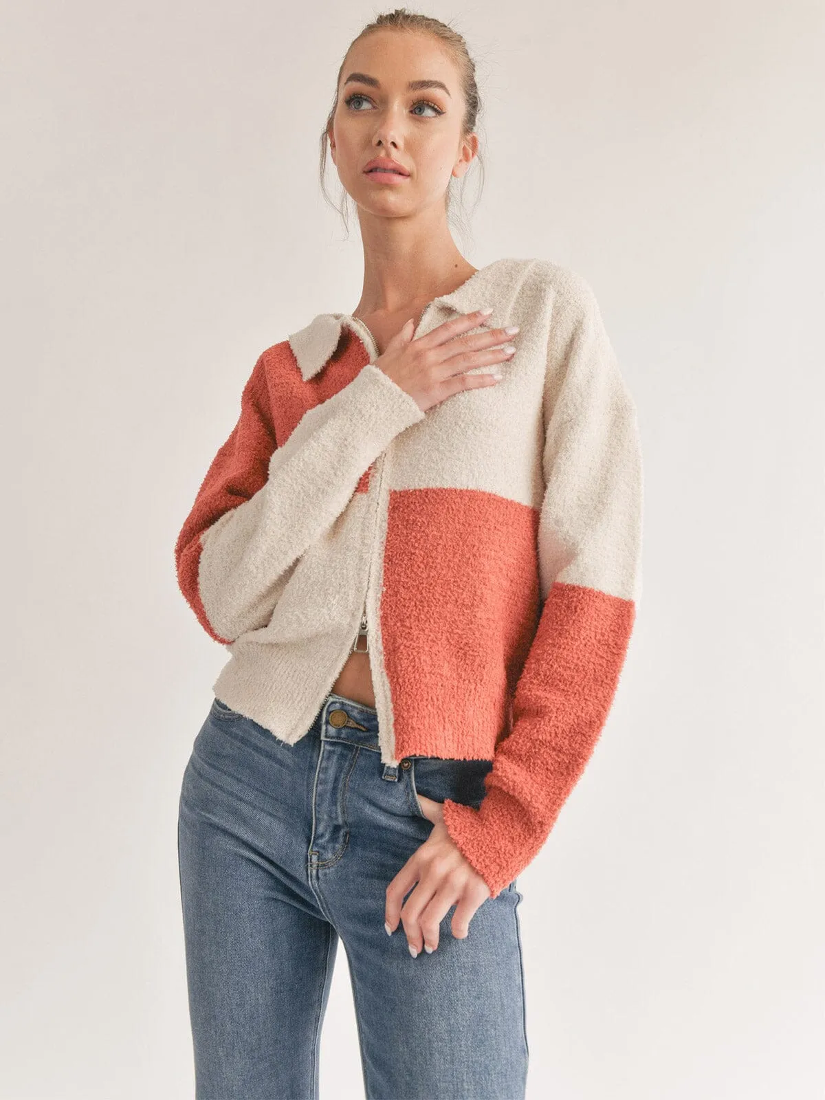 WOMEN'S LONG SLEEVE ZIP UP COLORBLOCK SWEATER